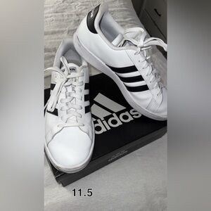 Adidas Men's White and Black Sneakers